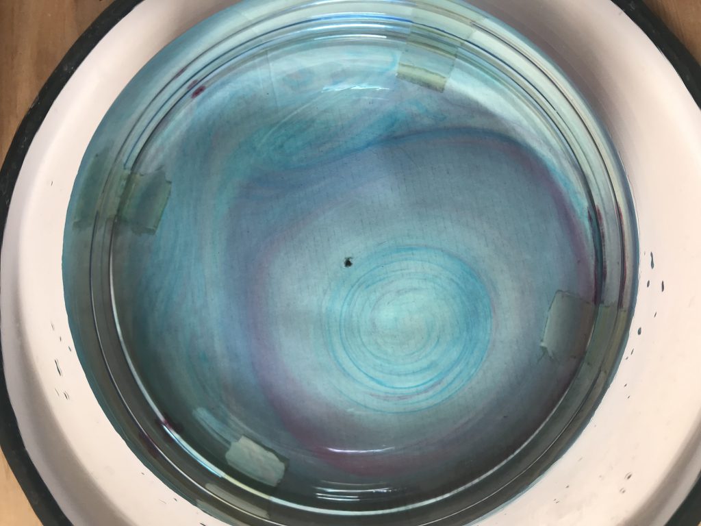 Spinning dye curtain - when a tank full of water has not reached